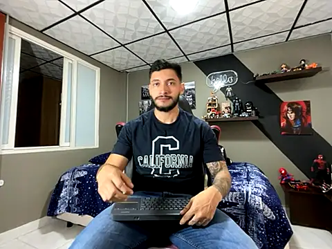 marcel crawford96 online show from 10-12-25, 01:34