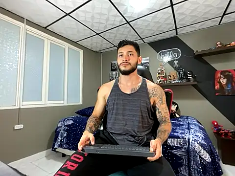 marcel crawford96 online show from 10-07-25, 03:13