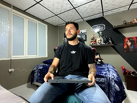 marcel crawford96 online show from 11-16-25, 01:16