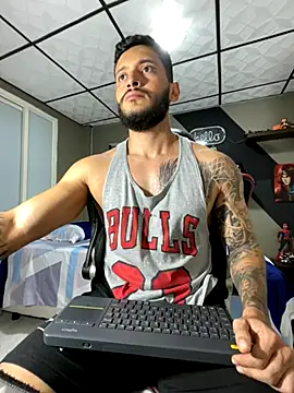 marcel crawford96 online show from 12-02-25, 12:51