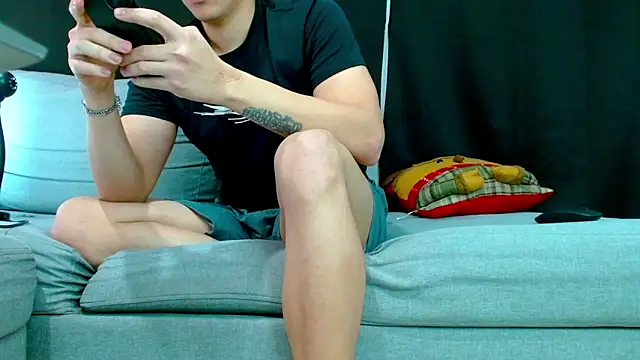 Danyer33 online show from 12-02-25, 02:12