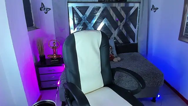 nova sex01 online show from 06-18-26, 09:09