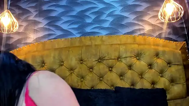 NahomiFireSex online show from 04-18-26, 05:21