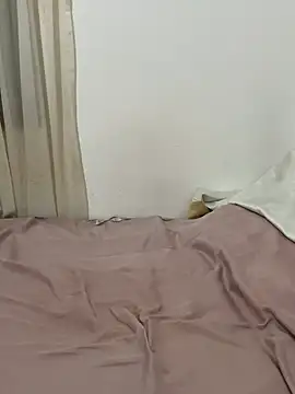 Jecy bee online show from 01-13-26, 06:34