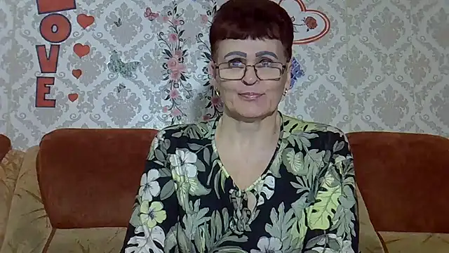 PaulaGolden online show from 06-19-26, 06:58