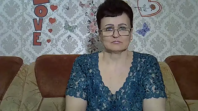 PaulaGolden online show from 04-18-26, 06:43