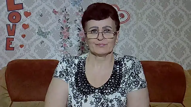 PaulaGolden online show from 07-19-26, 07:54