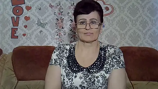 PaulaGolden online show from 07-08-26, 05:35