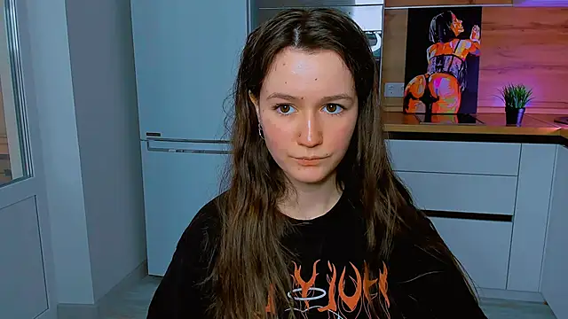 Snapshot of ameli_moon chatting on 03-04-25, 01:06 ameli moon online show from 03-04-25, 01:06