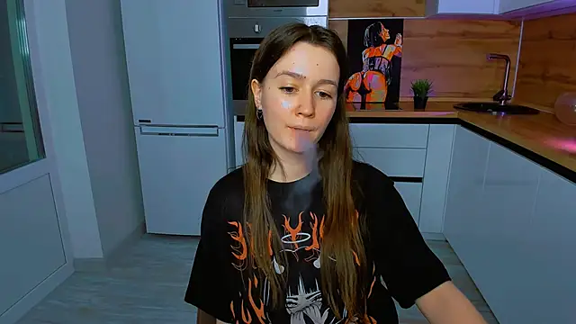 Snapshot of ameli_moon chatting on 03-05-25, 03:51 ameli moon online show from 03-05-25, 03:51