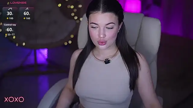 YourLolaBunny online show from 03-19-26, 08:09