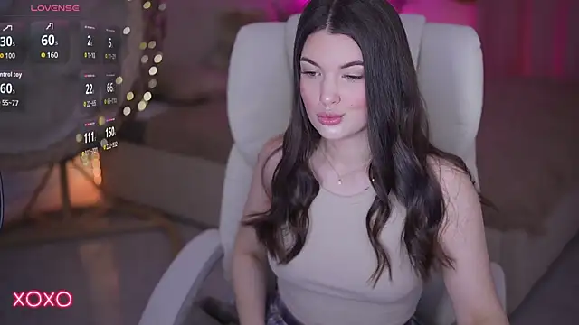 YourLolaBunny online show from 04-26-26, 06:43