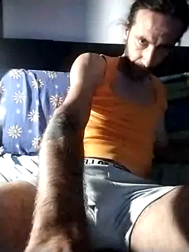 Snapshot of HastLuster chatting on 10-06-25, 11:22 HastLuster online show from 10-06-25, 11:22