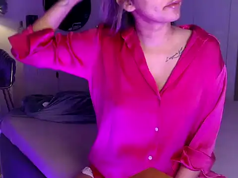 trippy tina online show from 06-21-26, 05:52