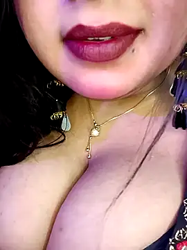 Suhanakhan00 online show from 02-08-25, 06:33
