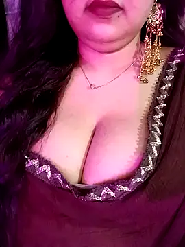 Snapshot of Suhanakhan00 chatting on 05-25-26, 07:12 Suhanakhan00 online show from 05-25-26, 07:12