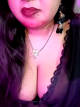 Suhanakhan00 online show from 02-15-26, 07:57