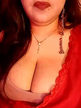 Suhanakhan00 online show from 07-19-26, 09:28