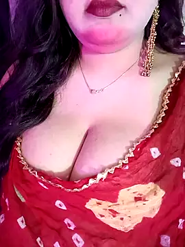 Snapshot of Suhanakhan00 chatting on 05-28-26, 07:09 Suhanakhan00 online show from 05-28-26, 07:09