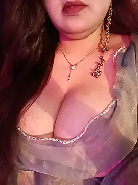 Suhanakhan00 online show from 07-21-26, 11:00