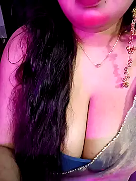 Suhanakhan00 online show from 03-01-26, 06:35