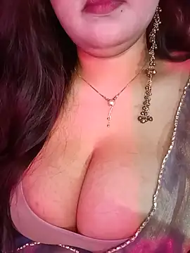 Suhanakhan00 online show from 07-18-26, 09:07