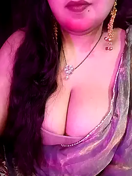 Suhanakhan00 online show from 02-18-26, 08:55