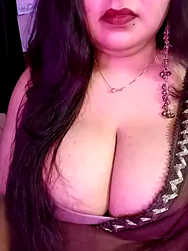Snapshot of Suhanakhan00 chatting on 04-26-26, 09:50 Suhanakhan00 online show from 04-26-26, 09:50