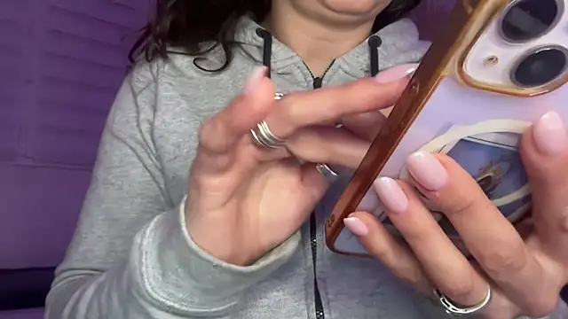 Serena 4you online show from 12-19-25, 04:31