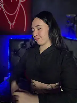 Sophie LS online show from 05-20-26, 02:52