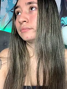 Sophie LS online show from 10-15-25, 03:05