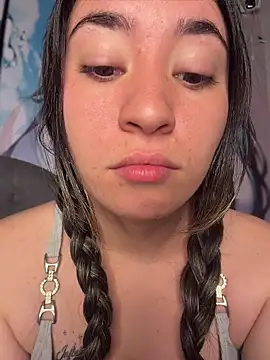 Sophie LS online show from 05-13-26, 03:24