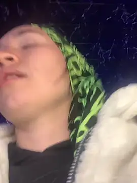 Sophie LS online show from 11-20-25, 04:57