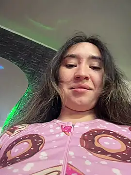 Sophie LS online show from 05-03-26, 06:44