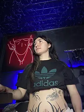 Sophie LS online show from 04-07-26, 03:19