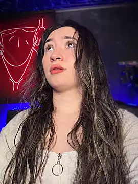 Sophie LS online show from 05-05-26, 07:50