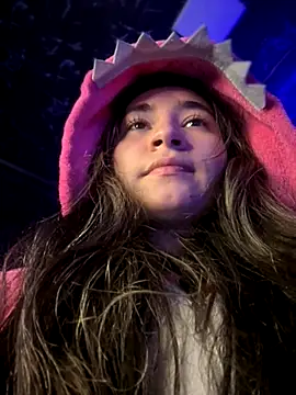 Sophie LS online show from 10-09-25, 02:45