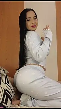Alissfressa online show from 06-12-26, 04:43