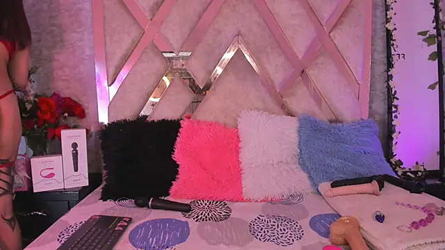 sarawiliamx online show from 04-02-26, 04:19