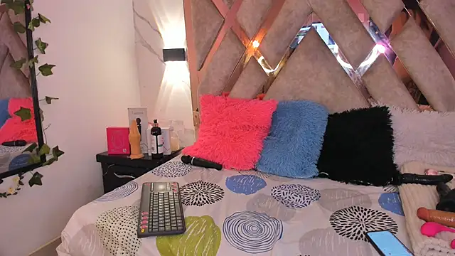 sarawiliamx online show from 05-22-26, 05:16