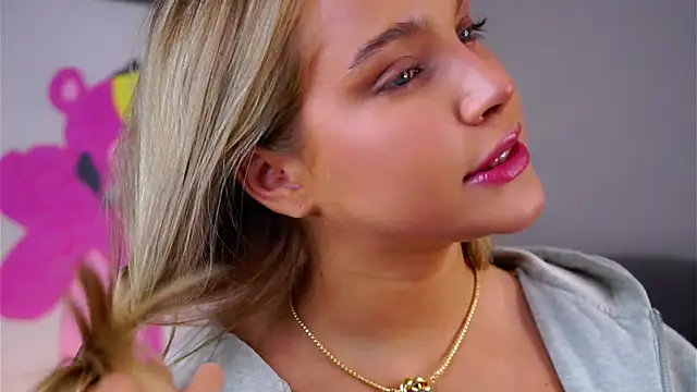 AftonConnett online show from 11-30-25, 01:06