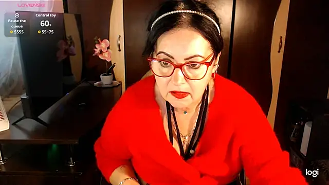 exymilf  online show from 10-08-25, 10:17