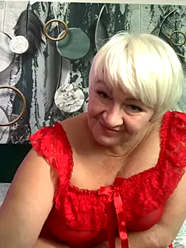 Laura Millf online show from 09-26-25, 11:06