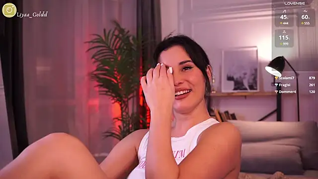 Snapshot of Liya_Gold_ chatting on 01-04-25, 02:25 Liya Gold  online show from 01-04-25, 02:25