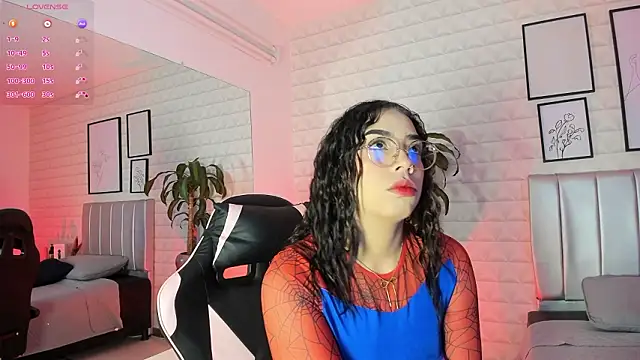 Lizzie-Evans online show from 03-03-26, 12:01