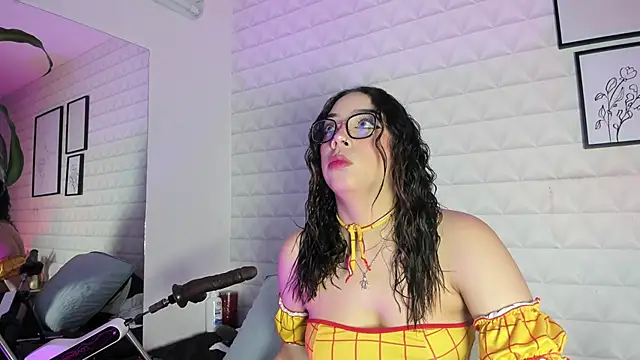 Lizzie-Evans online show from 06-03-26, 12:06