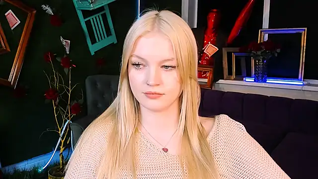 GraceGlamour online show from 11-26-25, 01:11