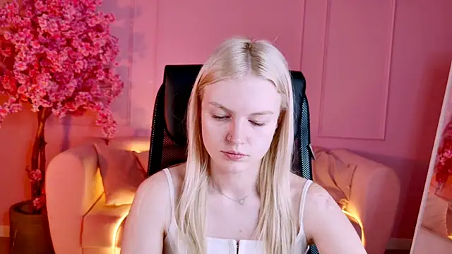 GraceGlamour online show from 11-03-25, 05:12