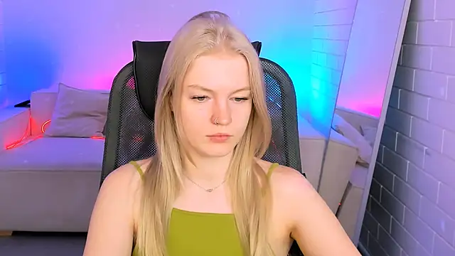 GraceGlamour online show from 11-14-25, 05:11