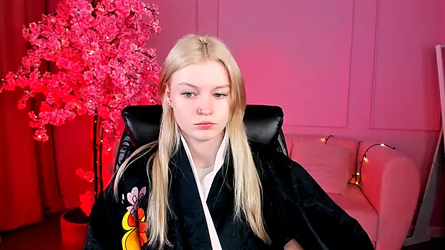 GraceGlamour online show from 03-22-25, 05:06